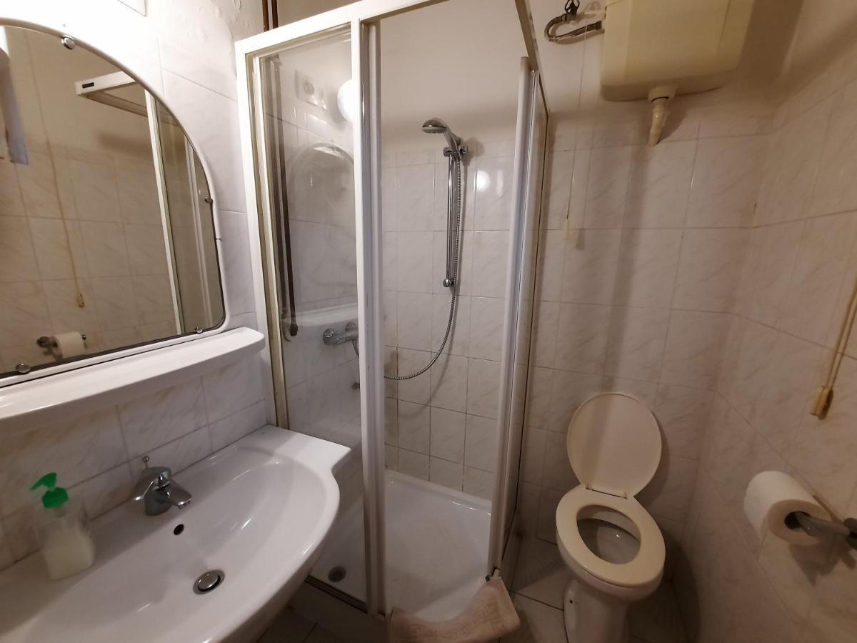 Gloria Apartman Gyula Dış mekan fotoğraf