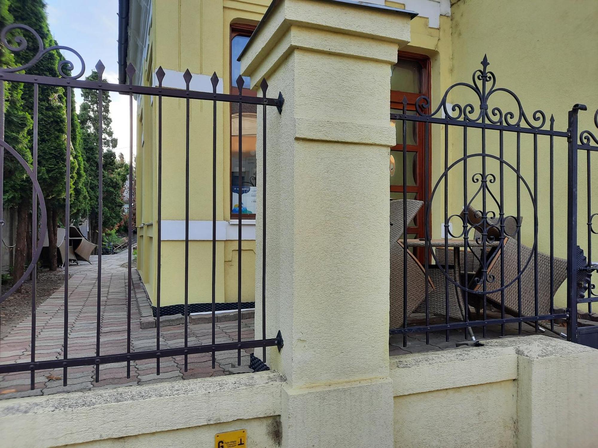 Gloria Apartman Gyula Dış mekan fotoğraf