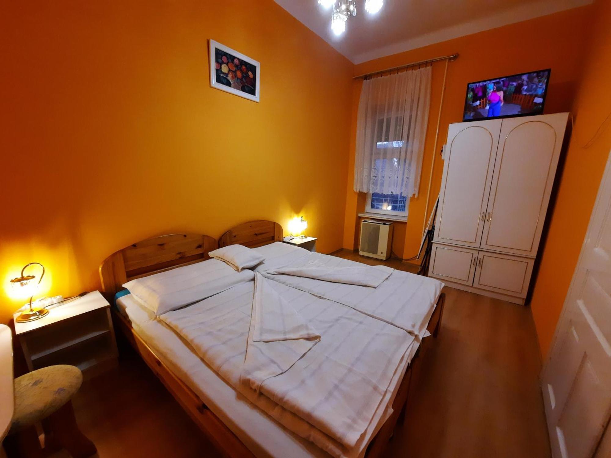 Gloria Apartman Gyula Dış mekan fotoğraf